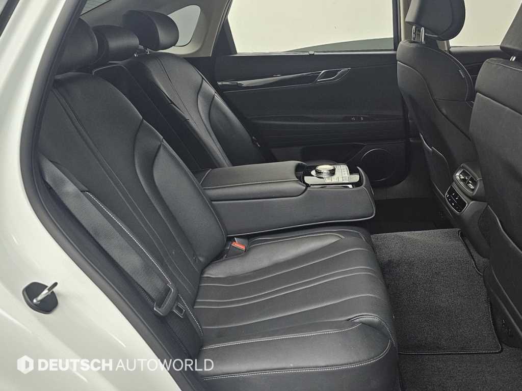 Genesis G80 - Vista 12