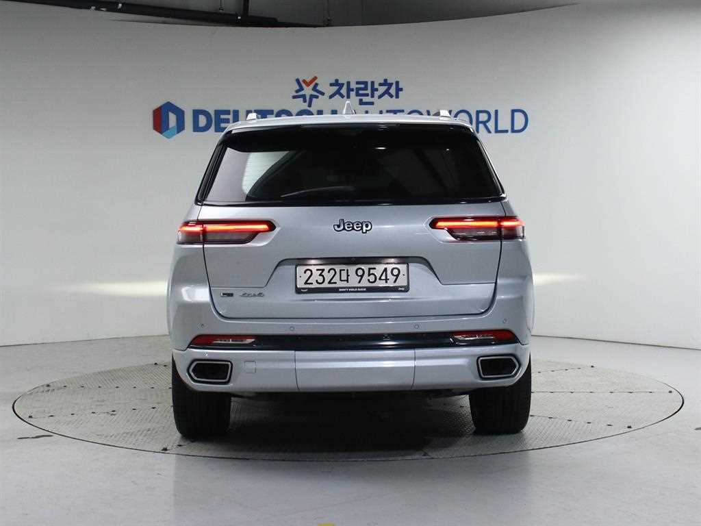 Jeep Cherokee - Vista 5