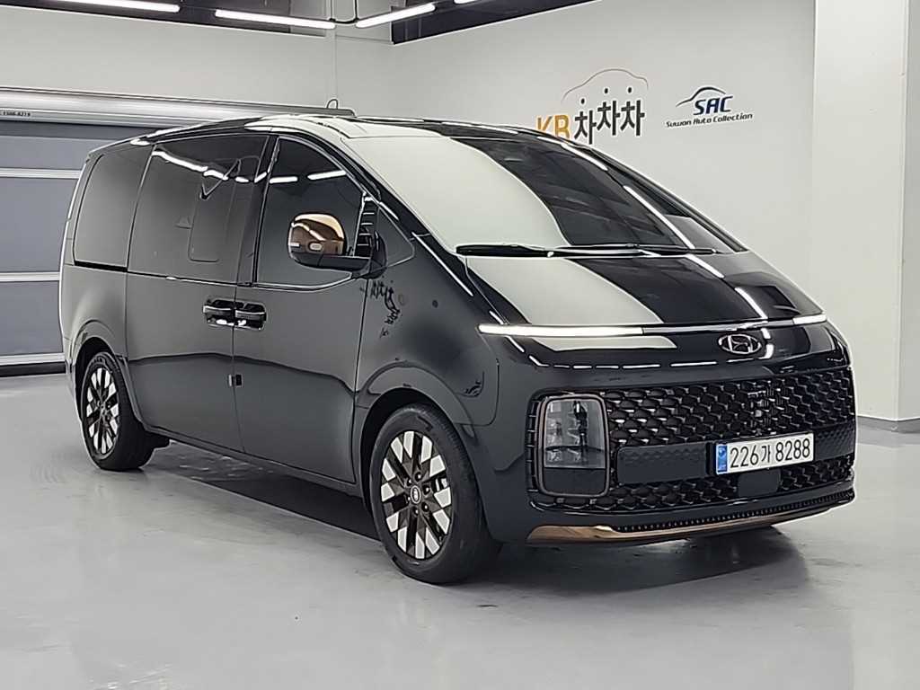 HYUNDAI Staria - Vista 4