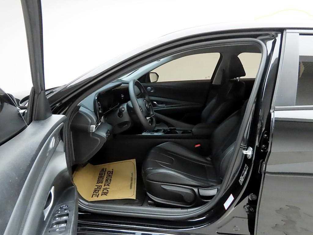 HYUNDAI Avante 2023 Negro - Importación desde Corea - HF Imports Iquique - Foto 13