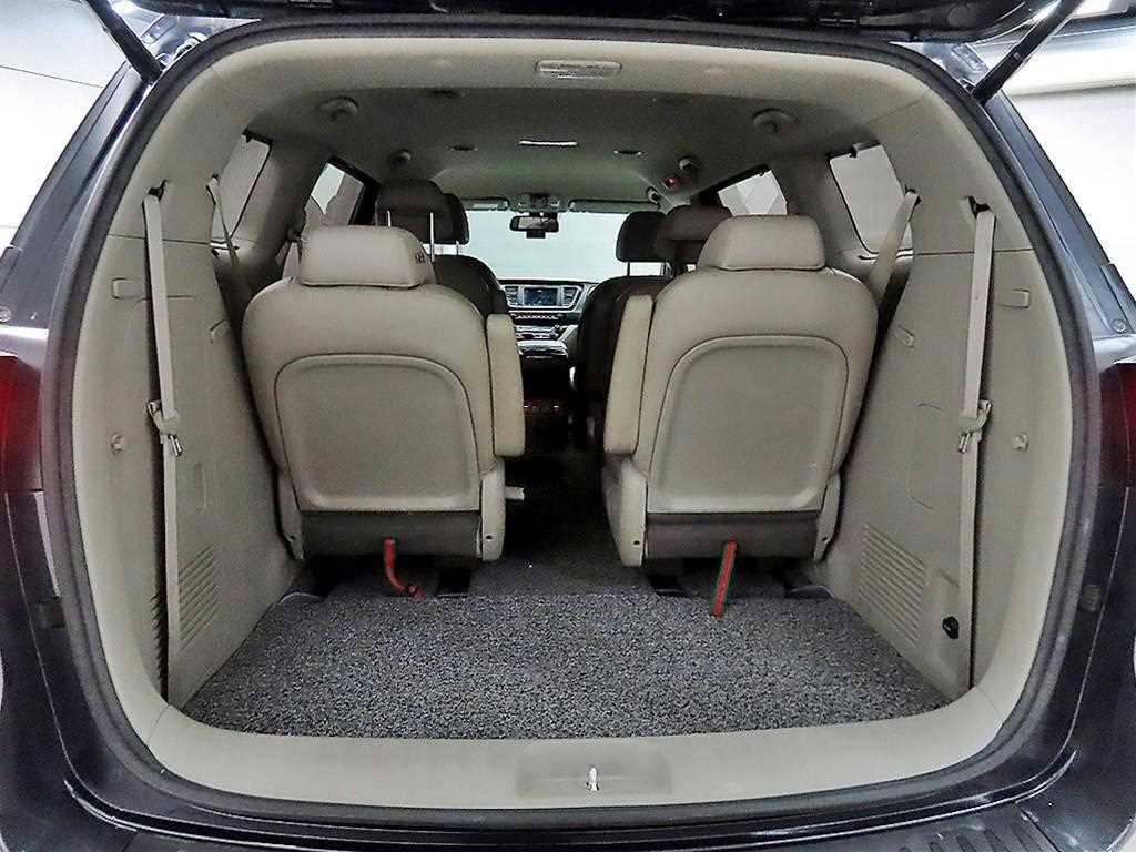 KIA Carnival 2019 - Importación desde Corea - HF Imports Iquique - Foto 17