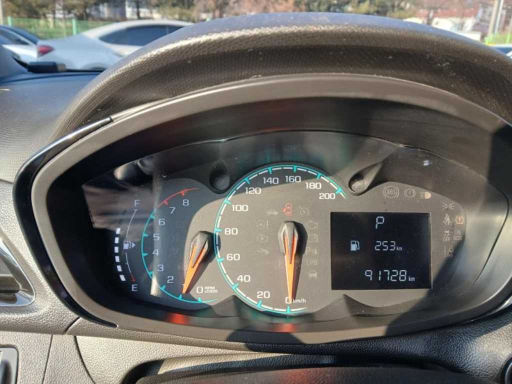 Chevrolet Spark - Vista 8