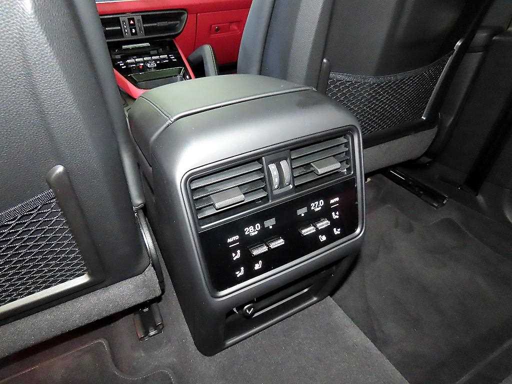 Porsche Cayenne 2024 - Importación desde Corea - HF Imports Iquique - Foto 14