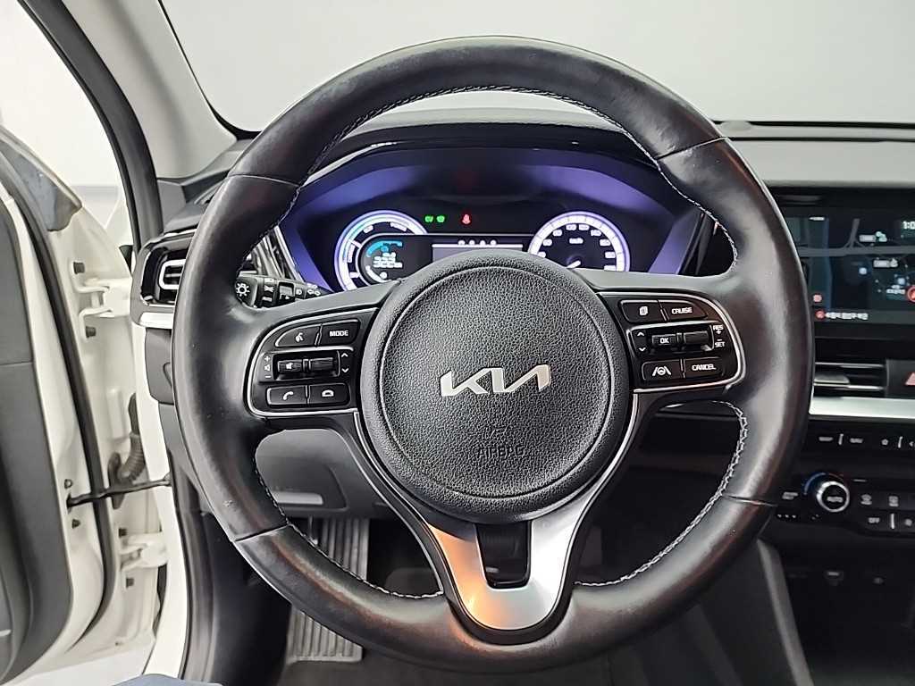 KIA Niro - Vista 9