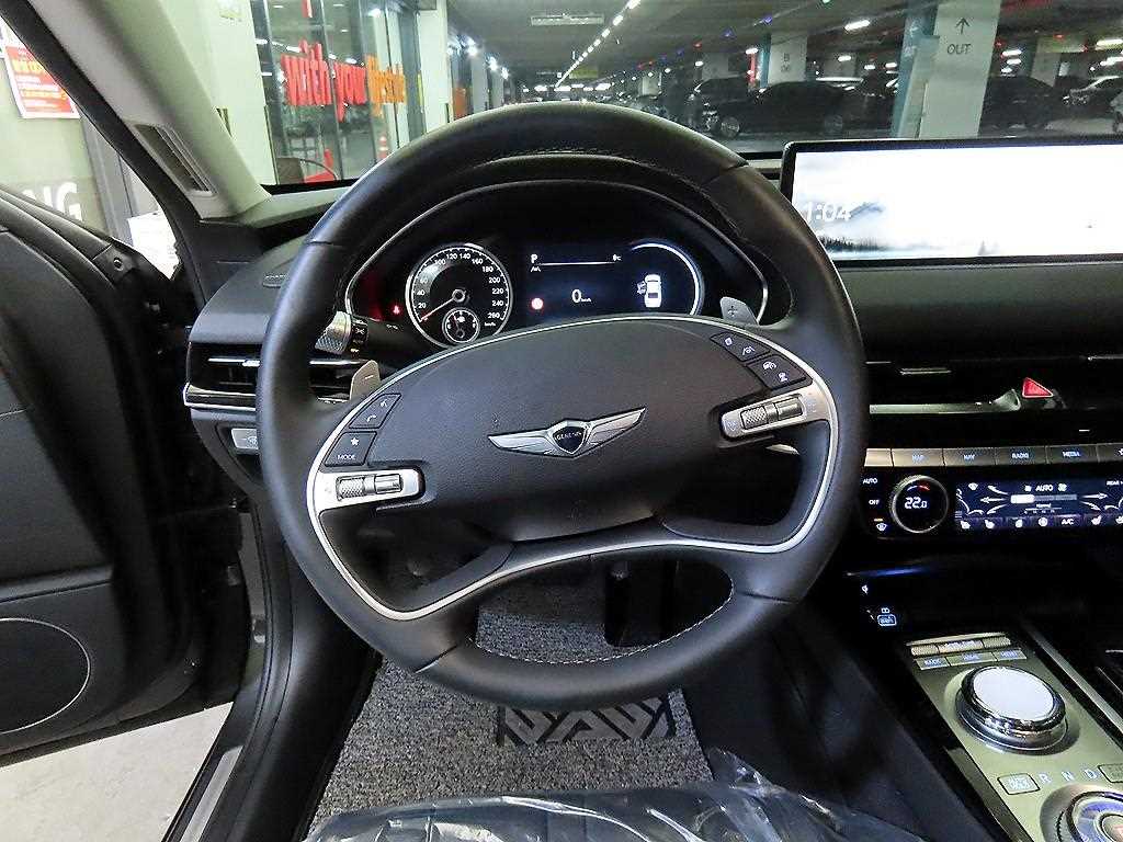 Genesis G80 - Vista 8