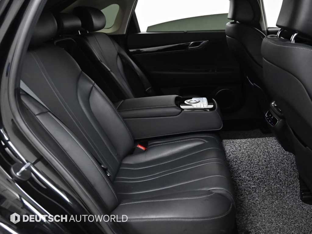 Genesis G80 - Vista 12