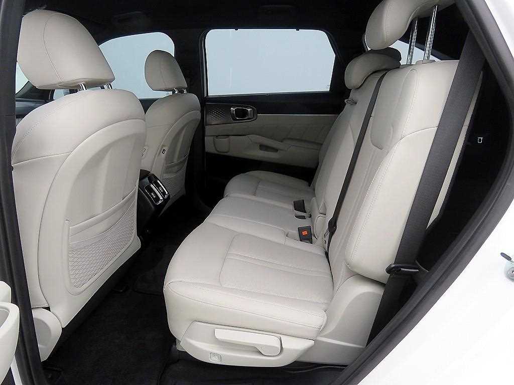 KIA Sorento - Vista 9