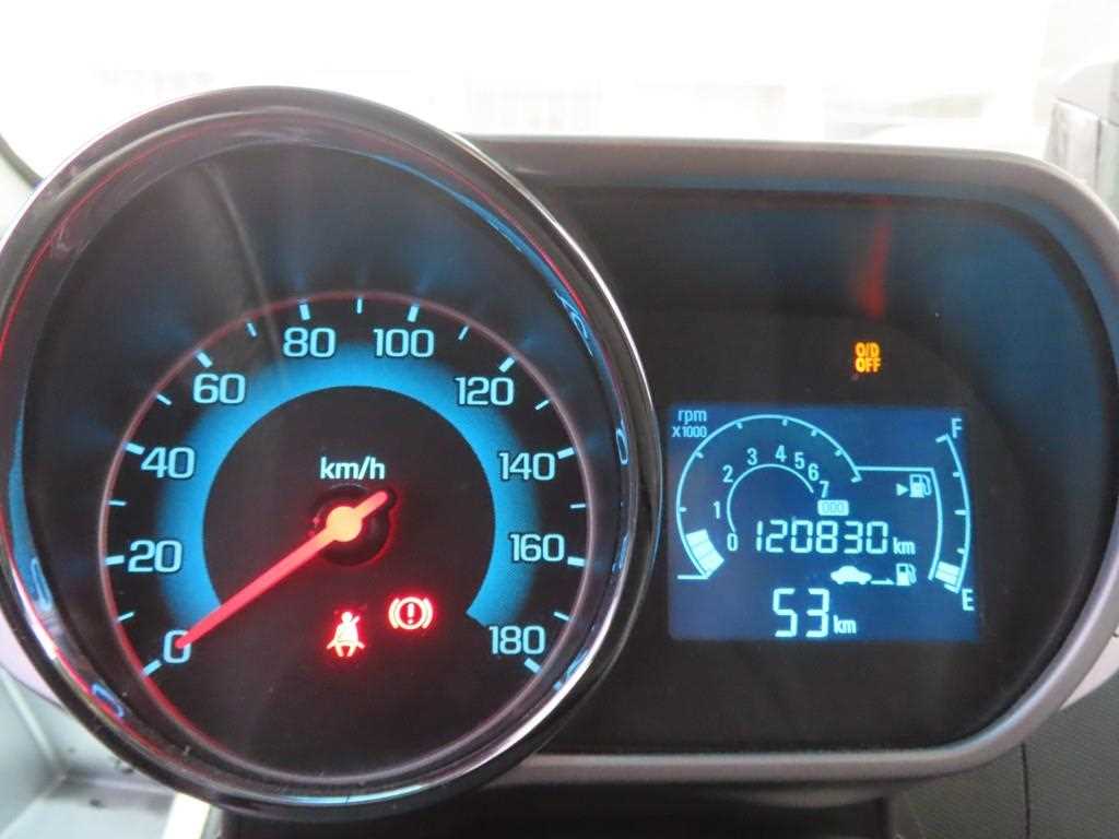 Chevrolet Spark - Vista 8