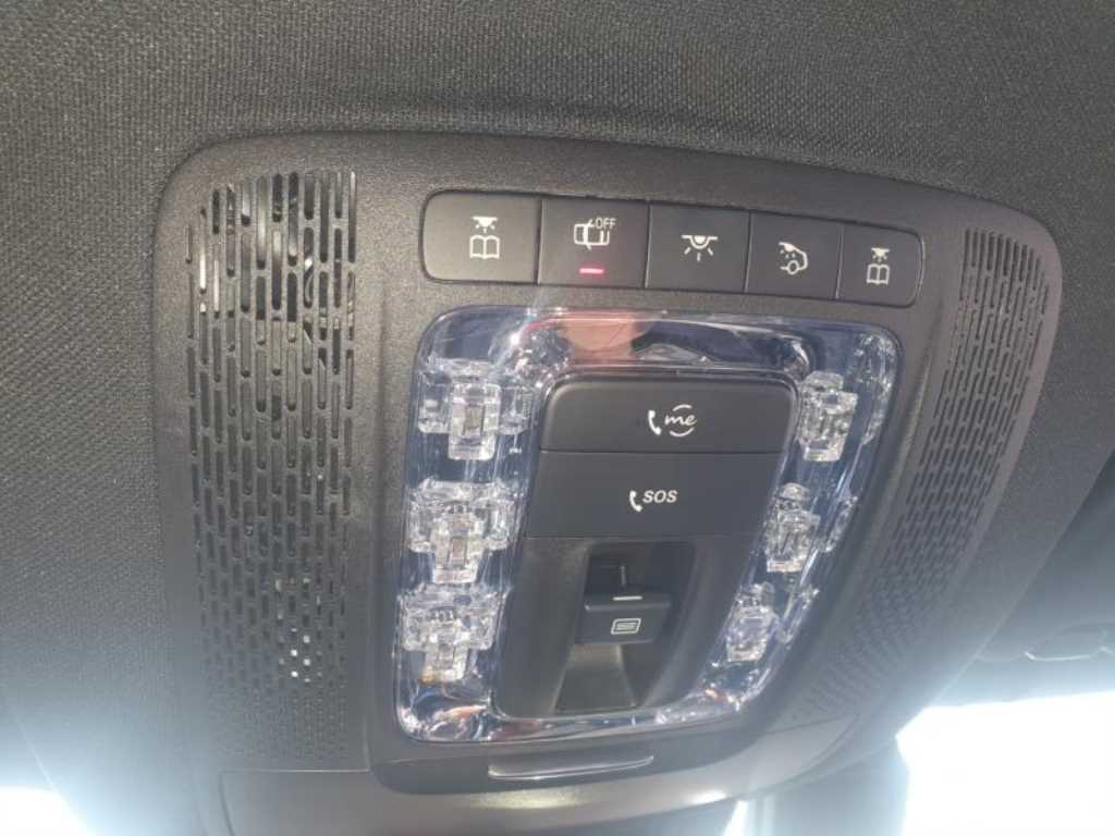 Mercedes Benz GLE Class - Vista 12