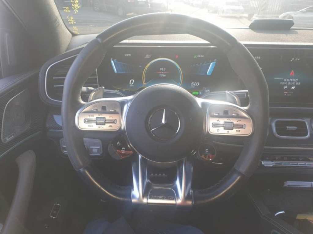 Mercedes Benz GLE Class - Vista 11