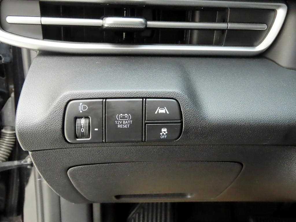 HYUNDAI Avante - Vista 12