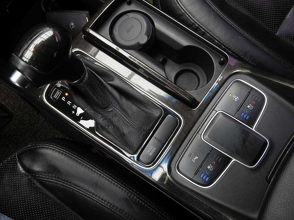 KIA K7 2013 Amarillo - Importación desde Corea - HF Imports Iquique - Foto 14