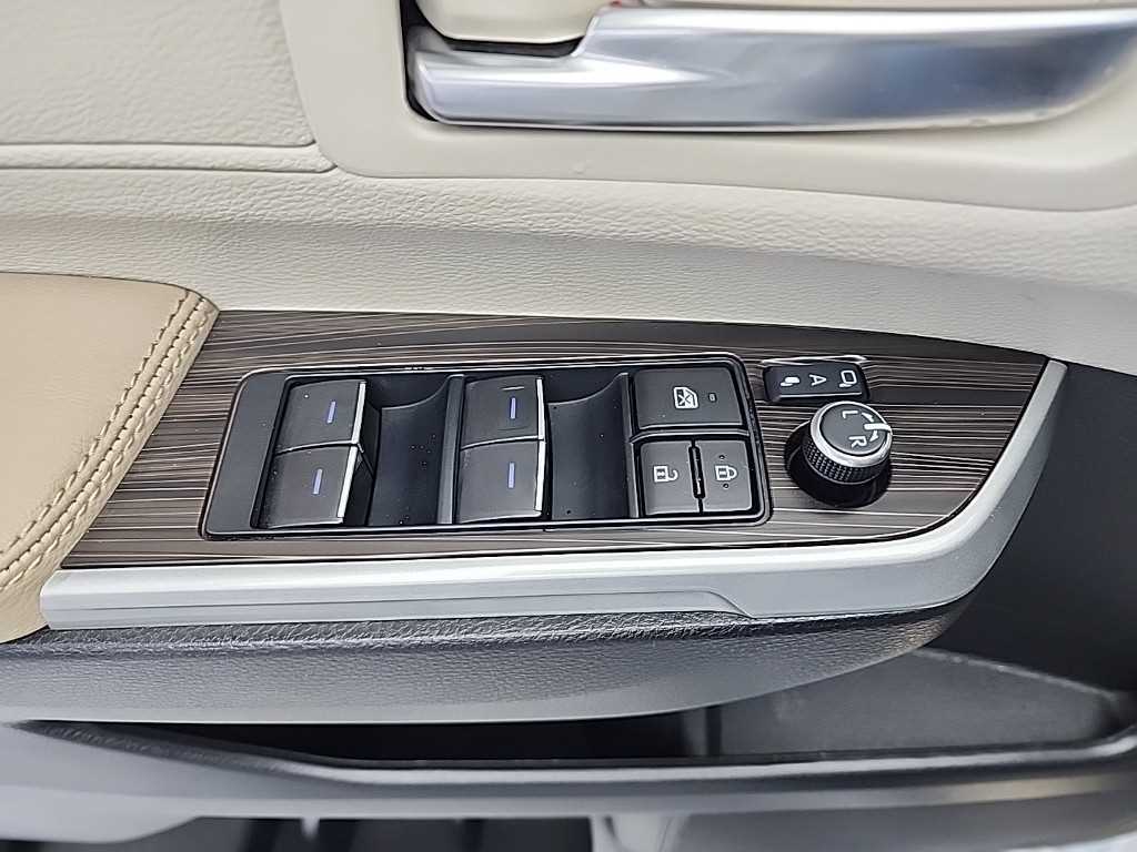 Toyota Siena 2024 Blanco - Importación desde Corea - HF Imports Iquique - Foto 18