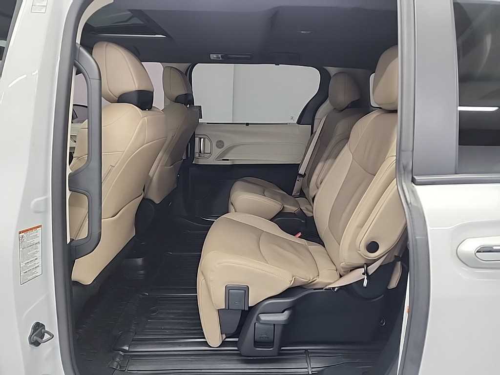 Toyota Siena - Vista 12