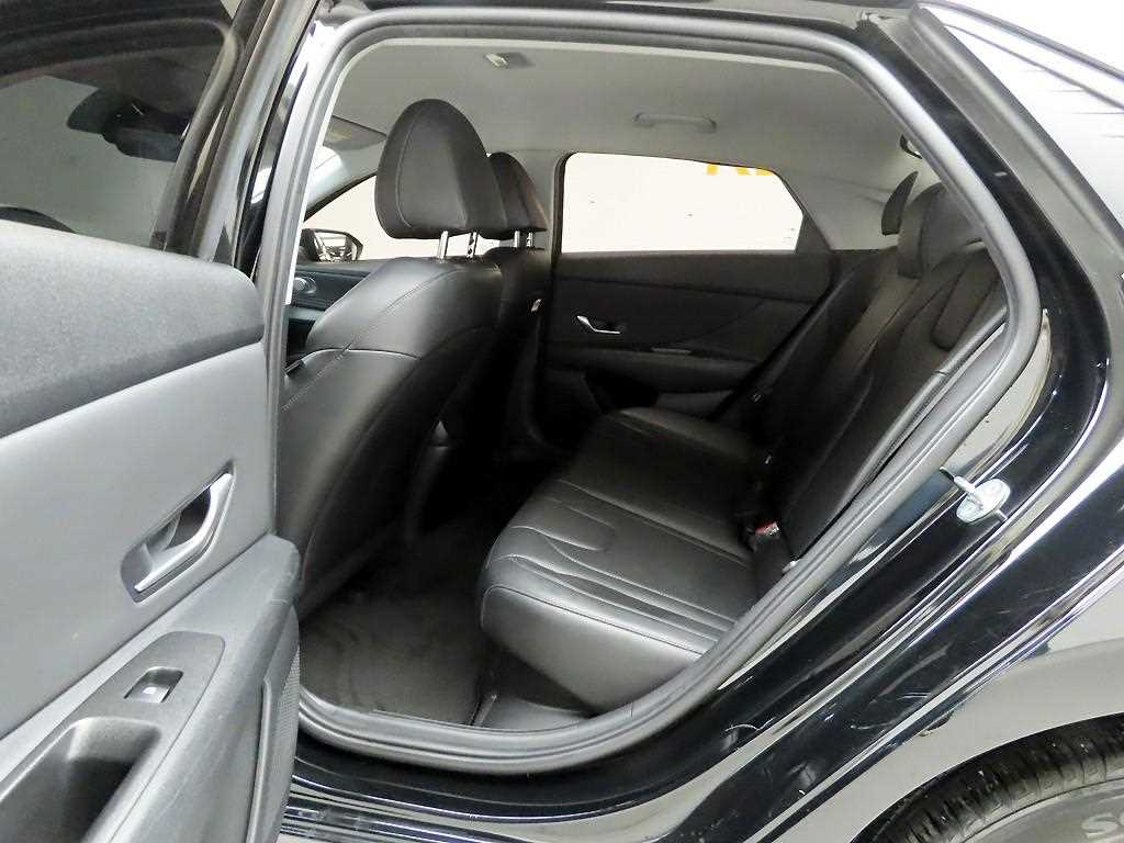 HYUNDAI Avante 2023 Negro - Importación desde Corea - HF Imports Iquique - Foto 14