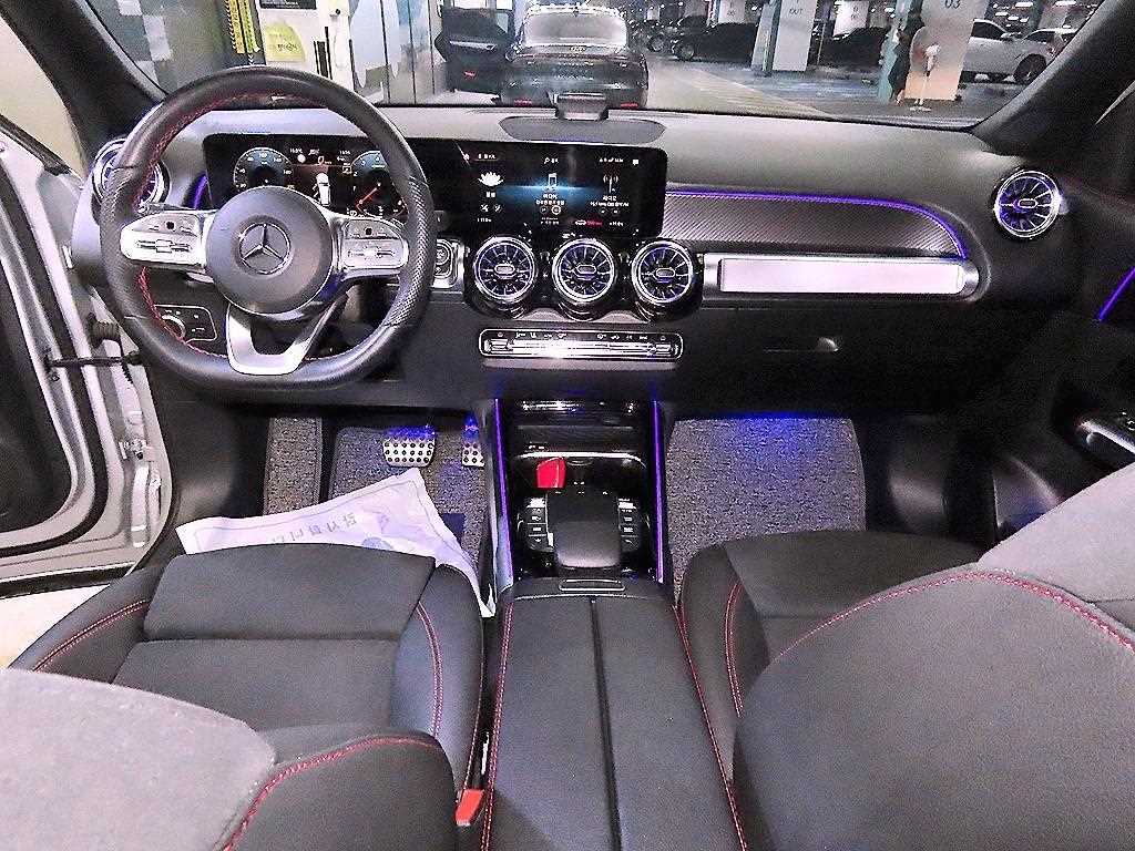 Mercedes Benz GLB Class - Vista 10