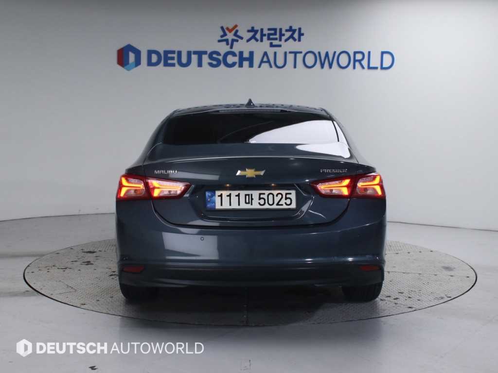 Chevrolet Malibu - Vista 4