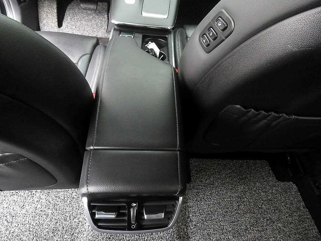 HYUNDAI Grandeur - Vista 9