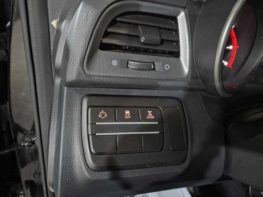 Ssangyong Tivoli - Vista 11