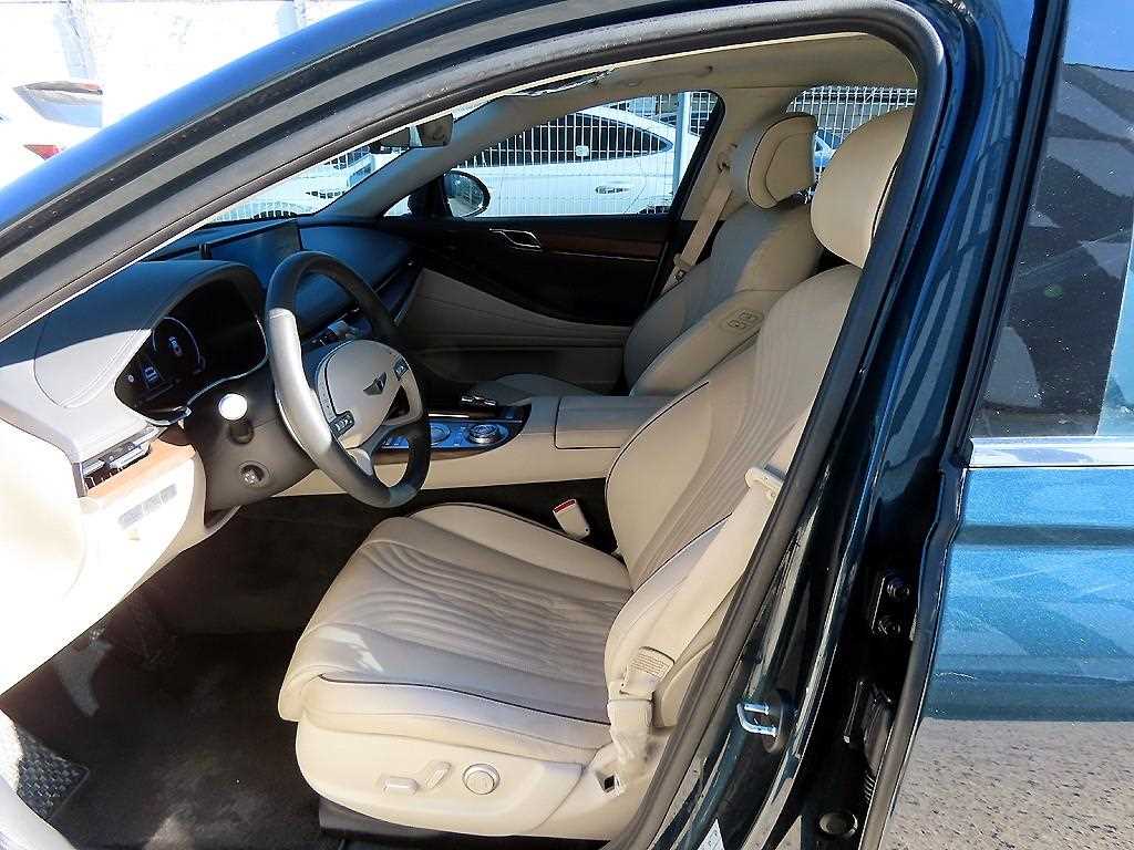 Genesis G80 - Vista 5