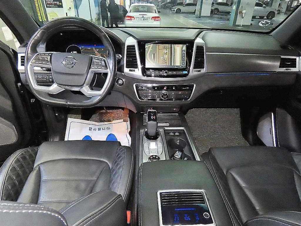 Ssangyong Rexton - Vista 10