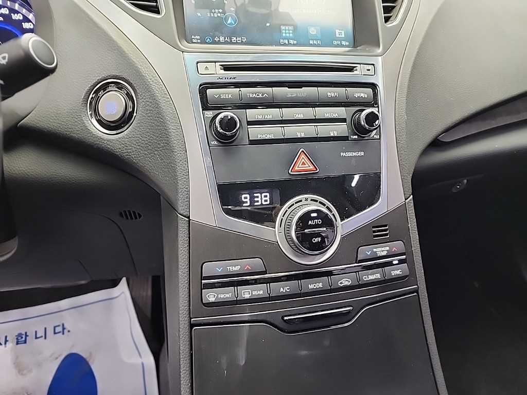 HYUNDAI Grandeur - Vista 10