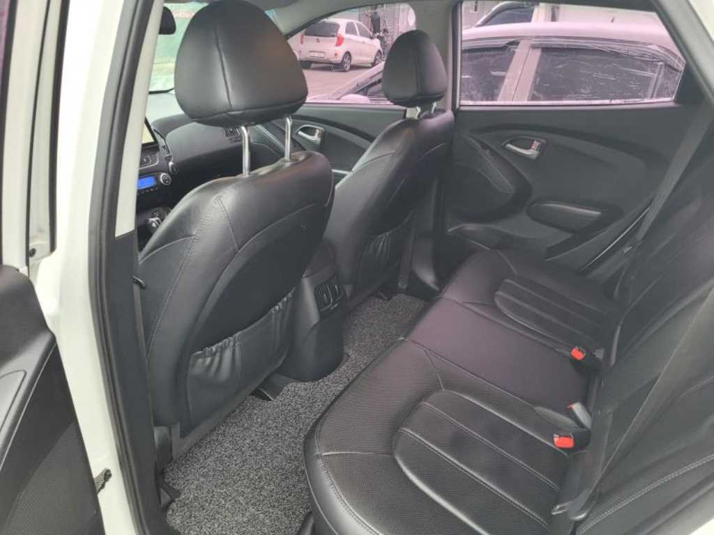 HYUNDAI Tucson - Vista 7