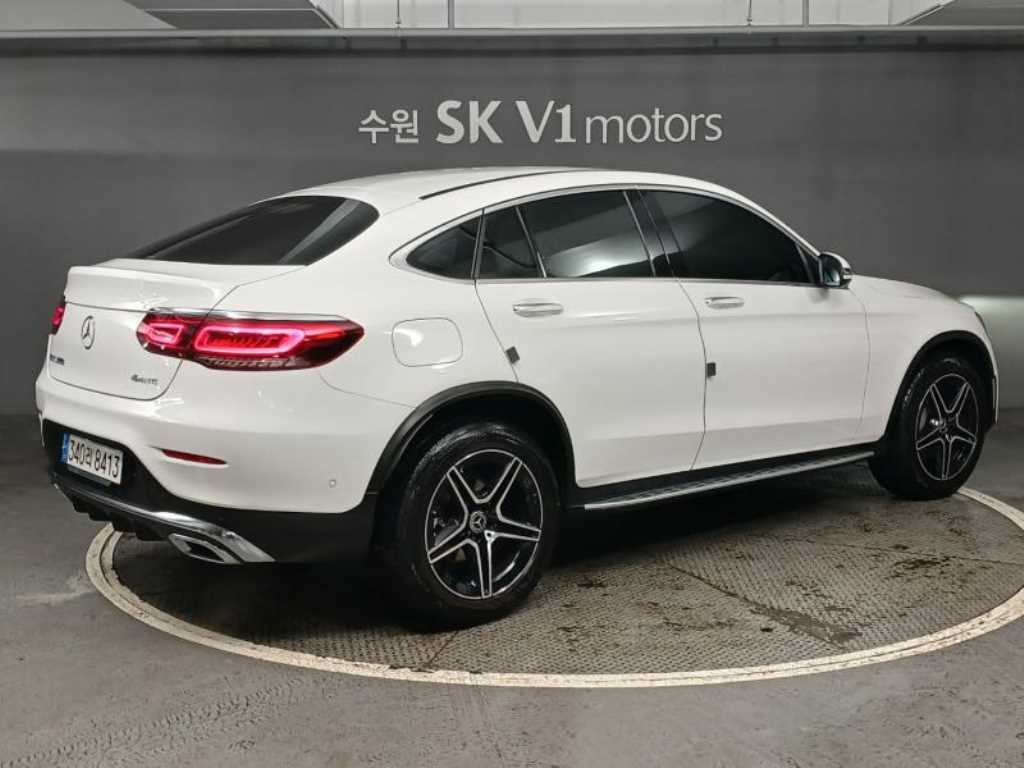 Mercedes Benz GLC Class - Vista 4