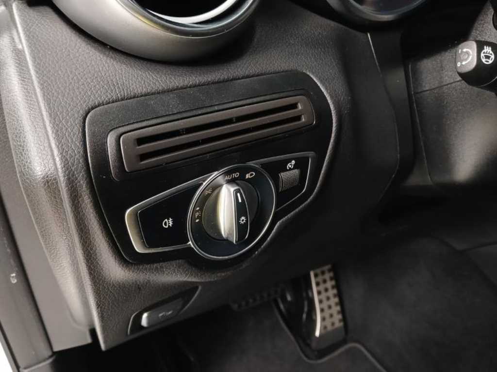 Mercedes Benz GLC Class - Vista 12