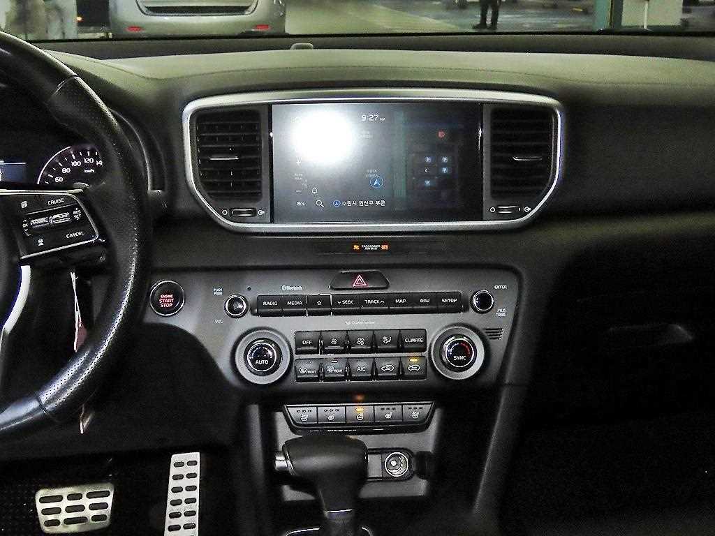 KIA Sportage - Vista 11