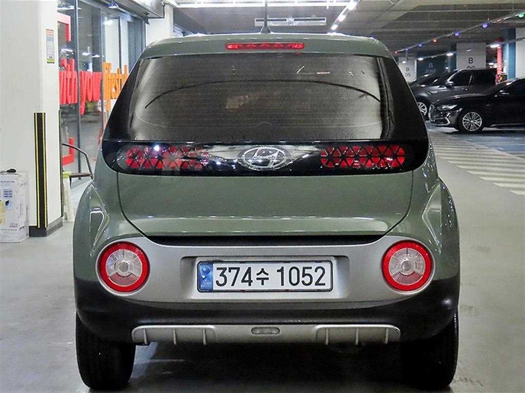 HYUNDAI Casper - Vista 5