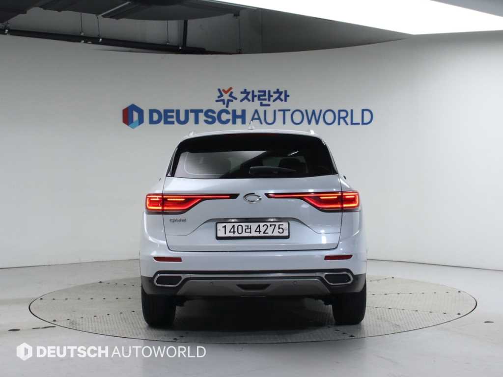 SAMSUNG QM6 - Vista 4