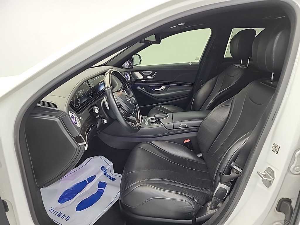 Mercedes Benz S Class - Vista 11