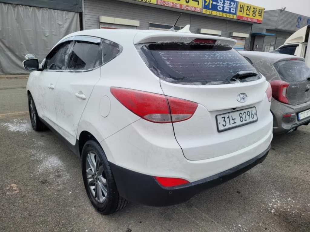 HYUNDAI Tucson - Vista 5