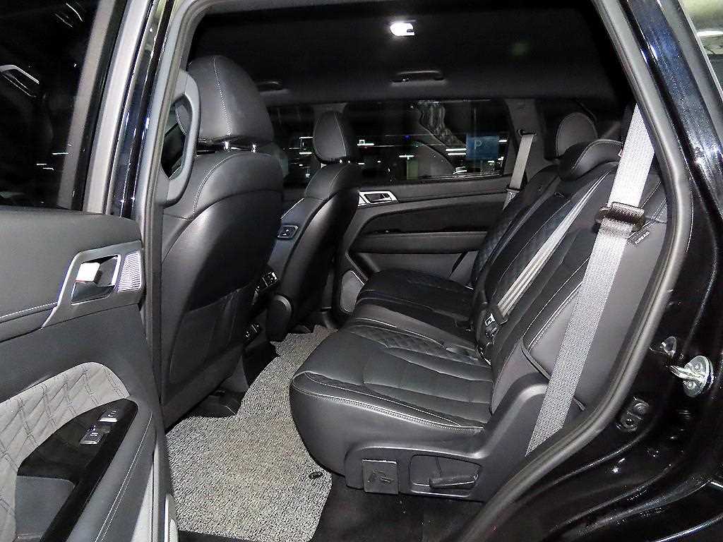 Ssangyong Rexton - Vista 7