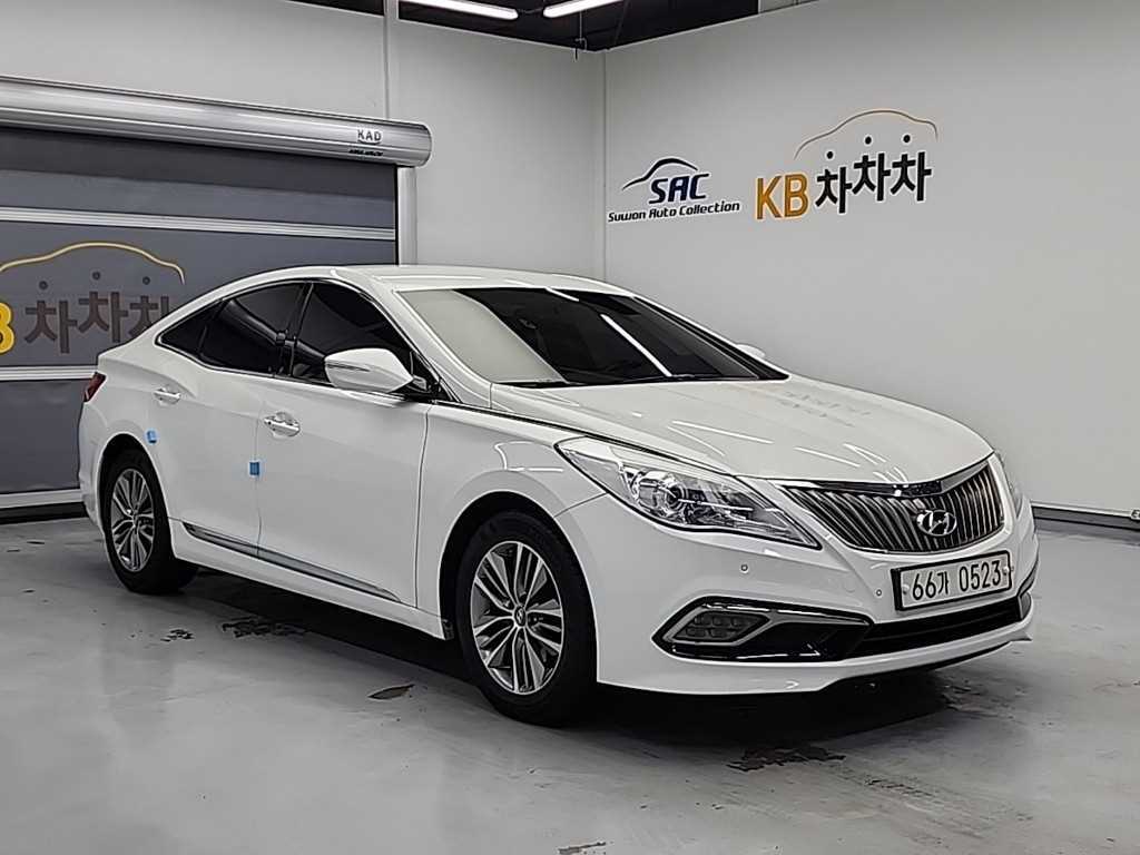 HYUNDAI Grandeur - Vista 4