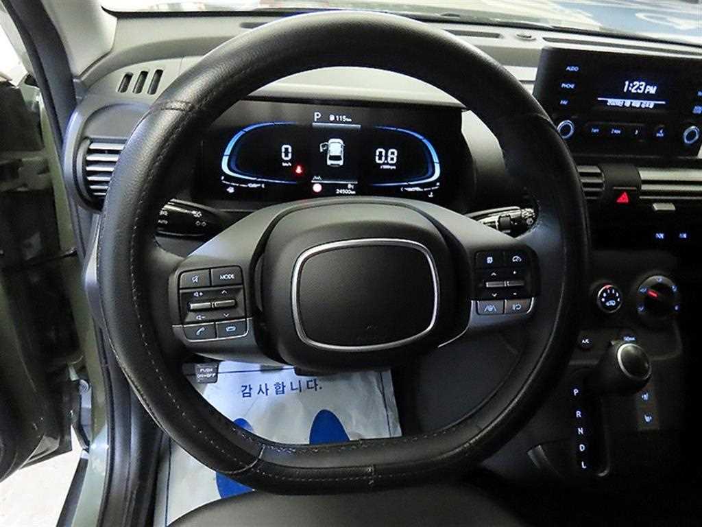 HYUNDAI Casper - Vista 8