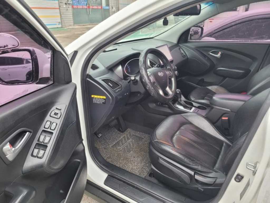 HYUNDAI Tucson - Vista 8