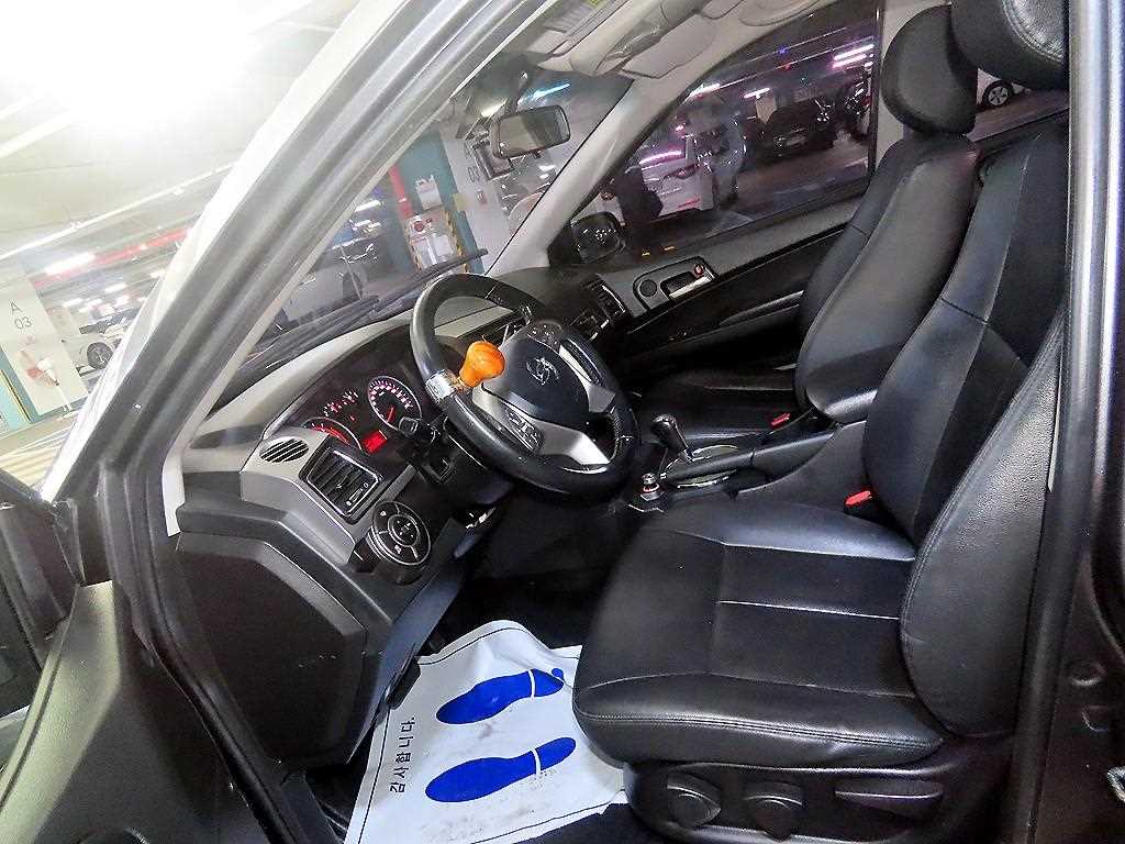 Ssangyong Korando - Vista 6