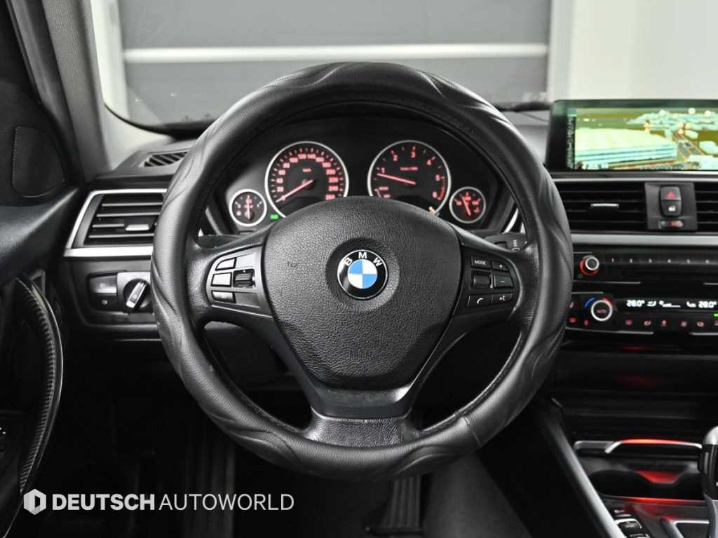 BMW 3 series 2016 Negro - Importación desde Corea - HF Imports Iquique - Foto 13