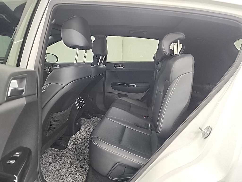 KIA Sportage - Vista 12