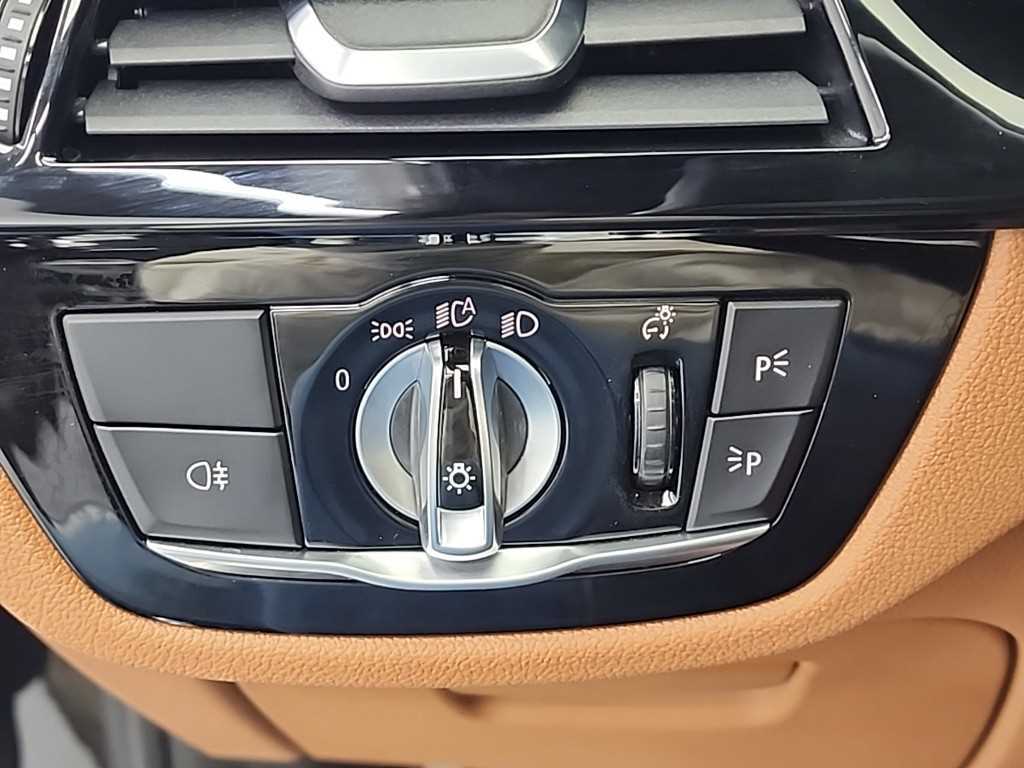 BMW 5 Series 2022 Negro - Importación desde Corea - HF Imports Iquique - Foto 18