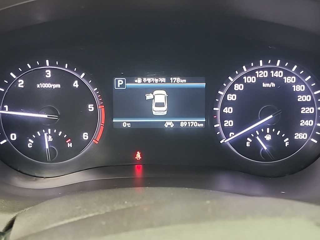 Genesis G80 - Vista 6