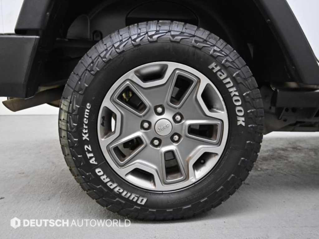 Jeep Wrangler - Vista 5