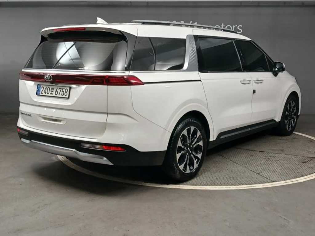 KIA Carnival - Vista 4