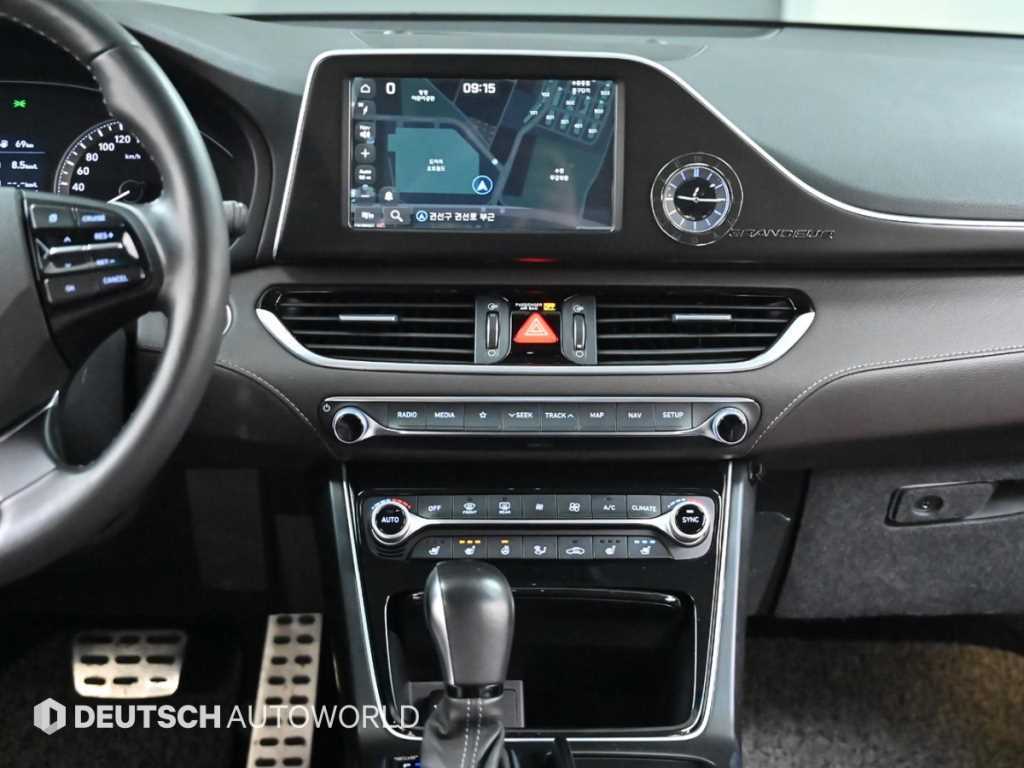 HYUNDAI Grandeur 2018 Blanco - Importación desde Corea - HF Imports Iquique - Foto 14