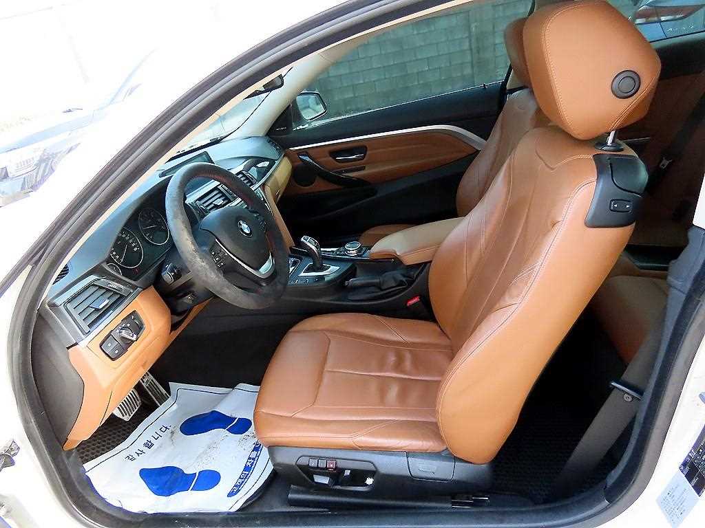 BMW 4 Series - Vista 5