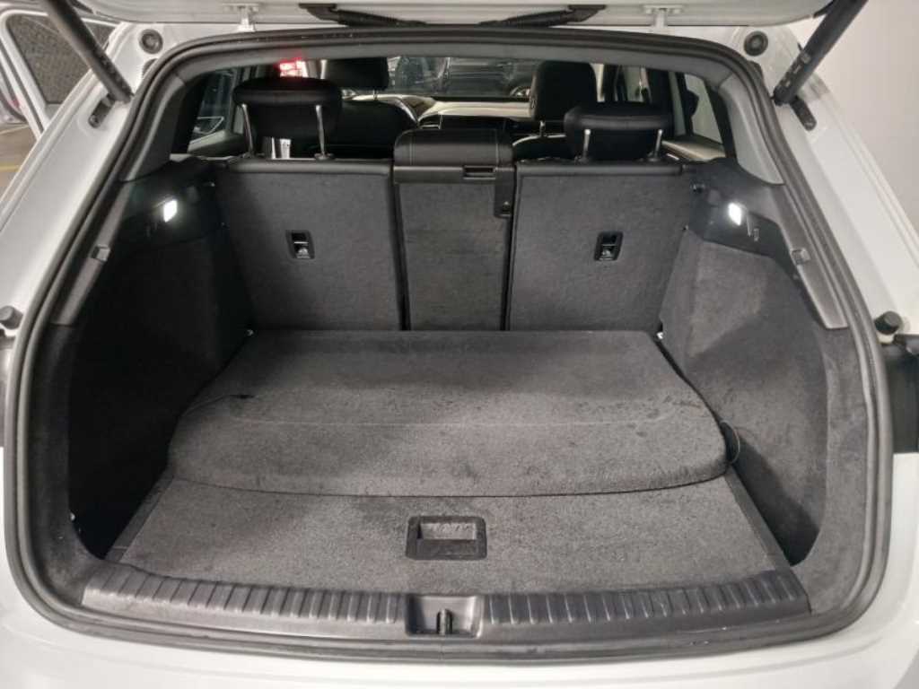 Audi Q4 2024 Blanco - Importación desde Corea - HF Imports Iquique - Foto 18