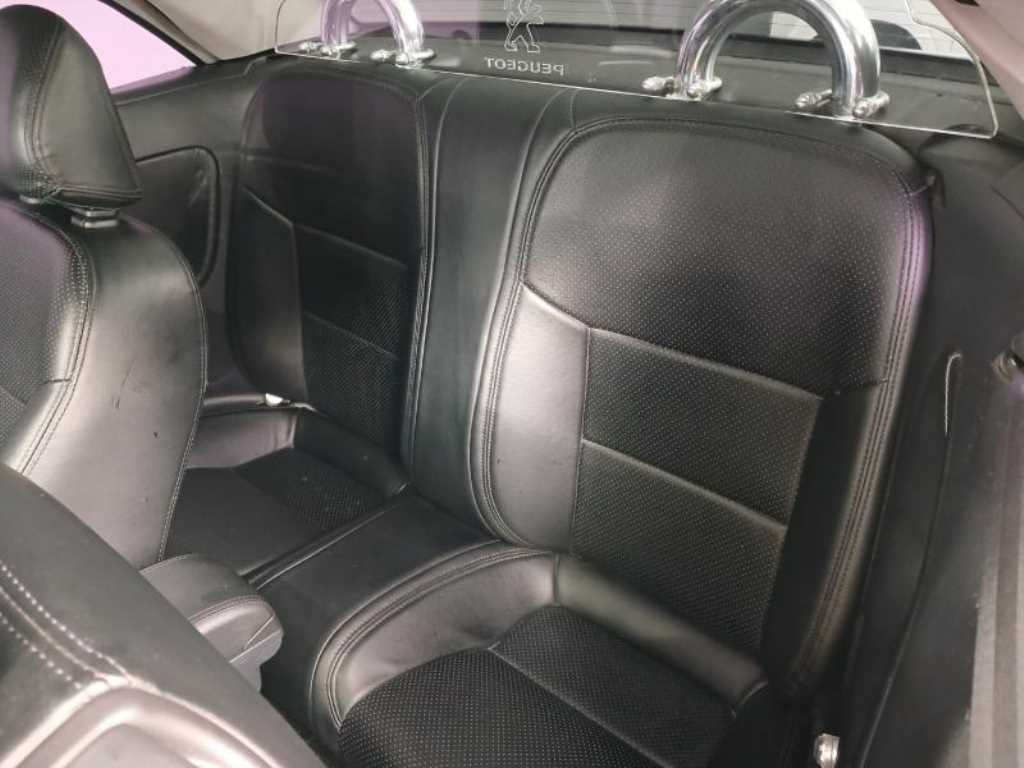Peugeot 207 - Vista 8