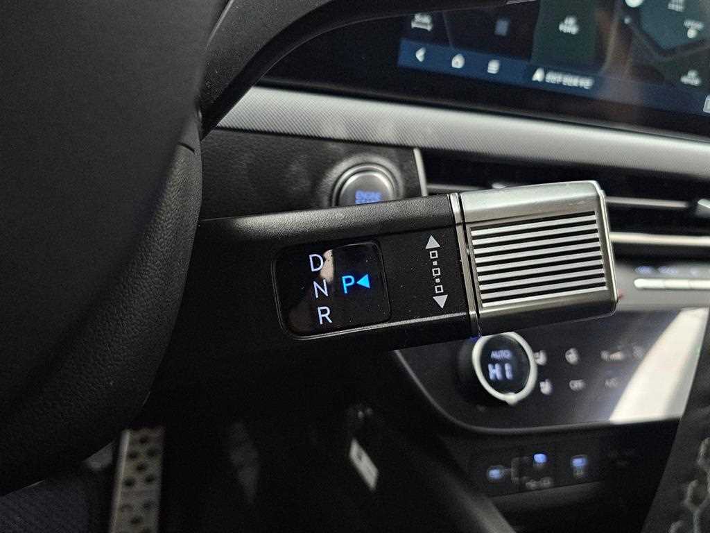 HYUNDAI Sonata - Vista 8